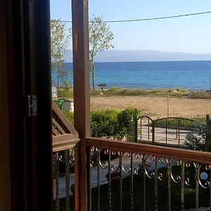 https://studios-galanis.hotelschalkidiki.net