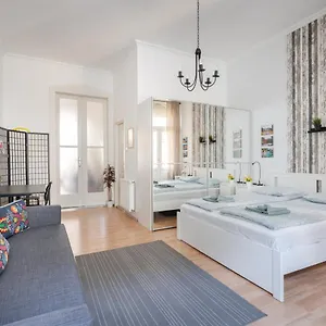  Apartment K10 - Kazinczy Street Heritage - Location By Bqa Hungary